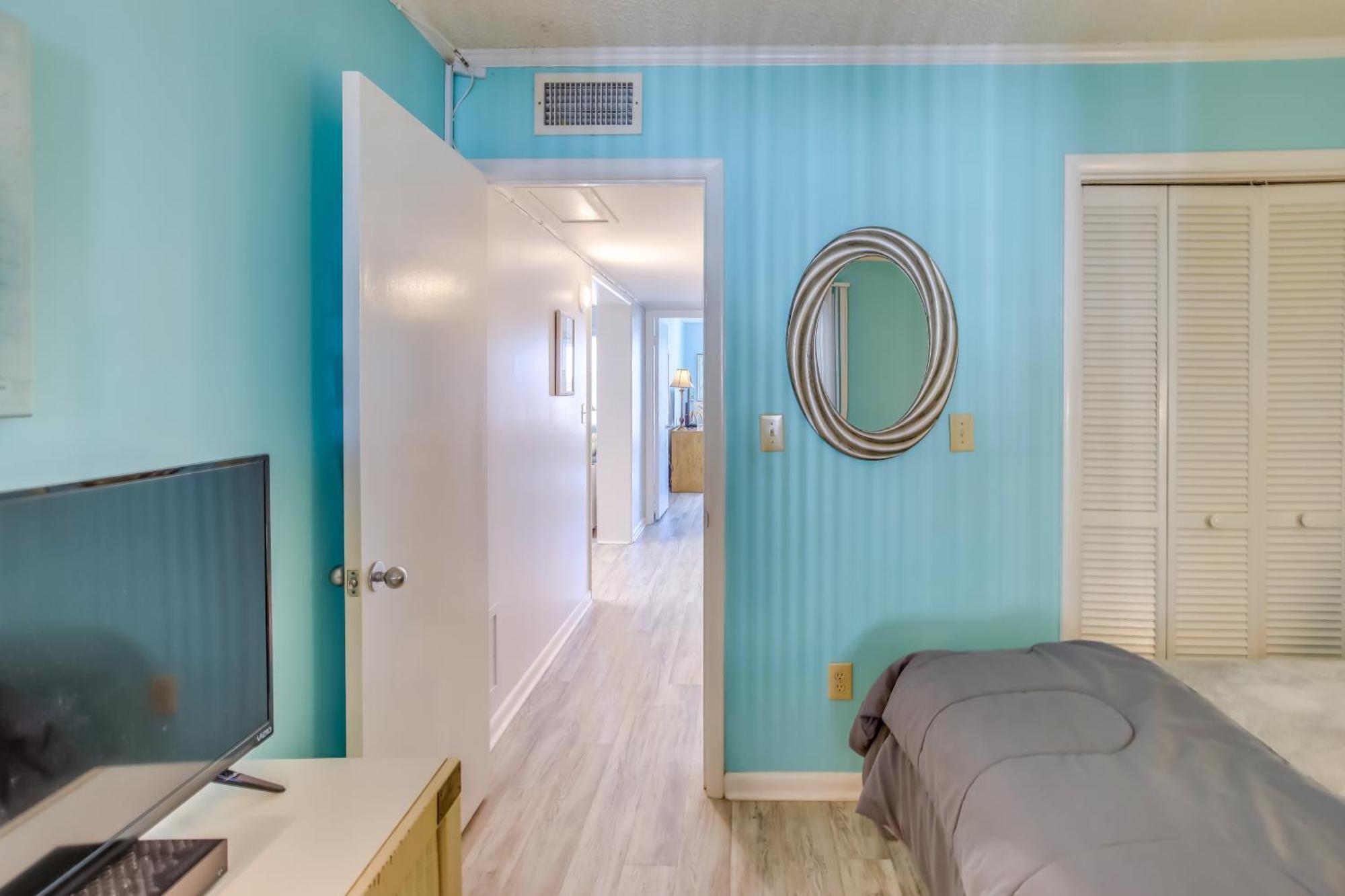 Myrtle Beach Condo - Steps To Ocean And Apache Pier! Bagian luar foto
